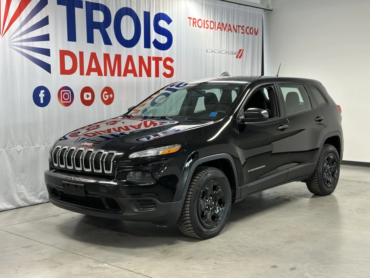 2018 Jeep Cherokee Sport Main Image