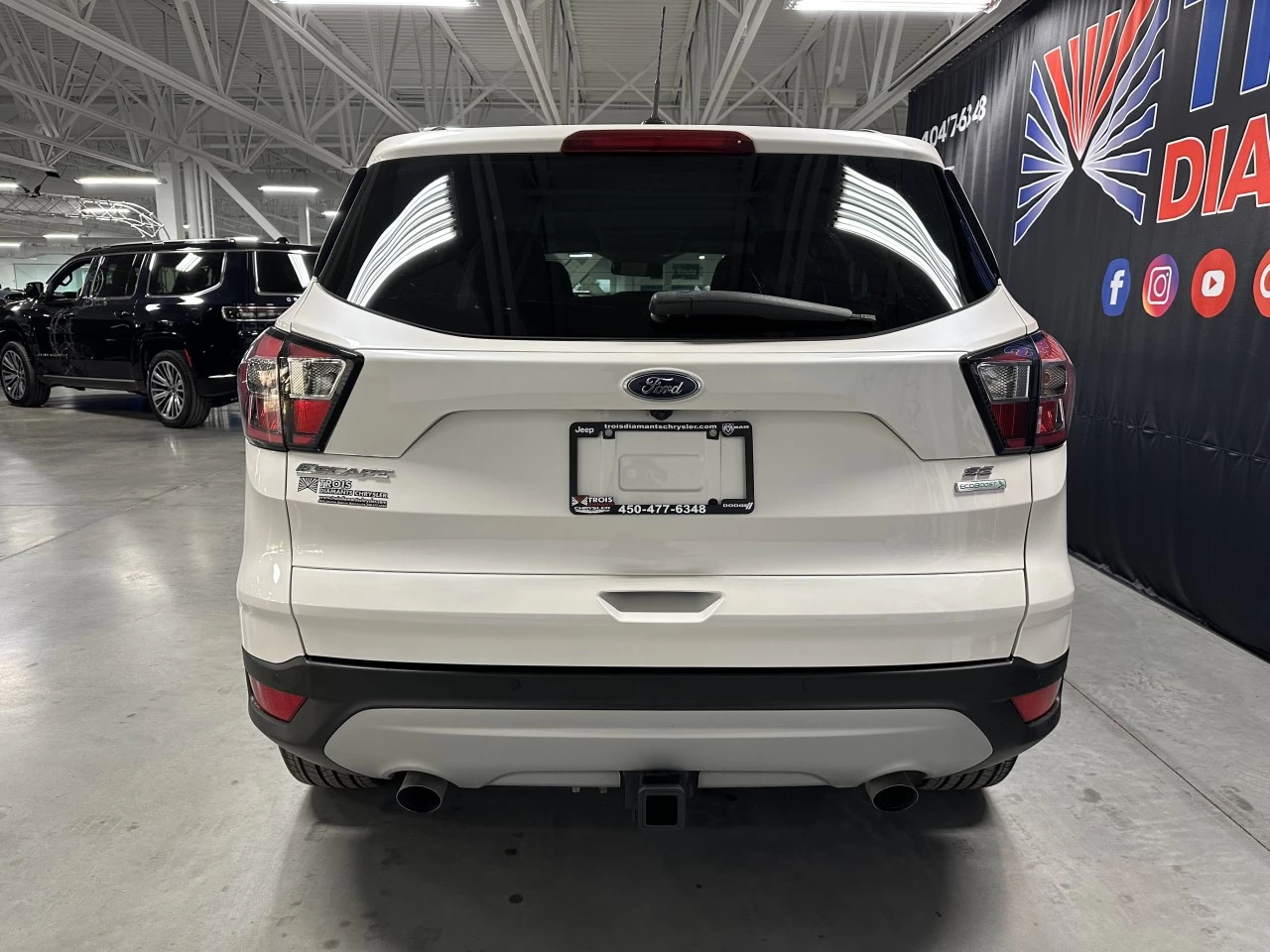 2017 Ford Escape SE Main Image