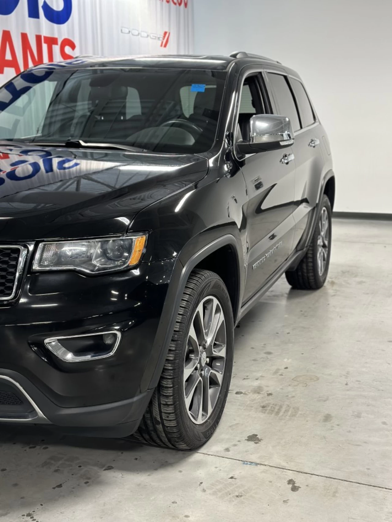 2018 Jeep Grand Cherokee Limited Main Image